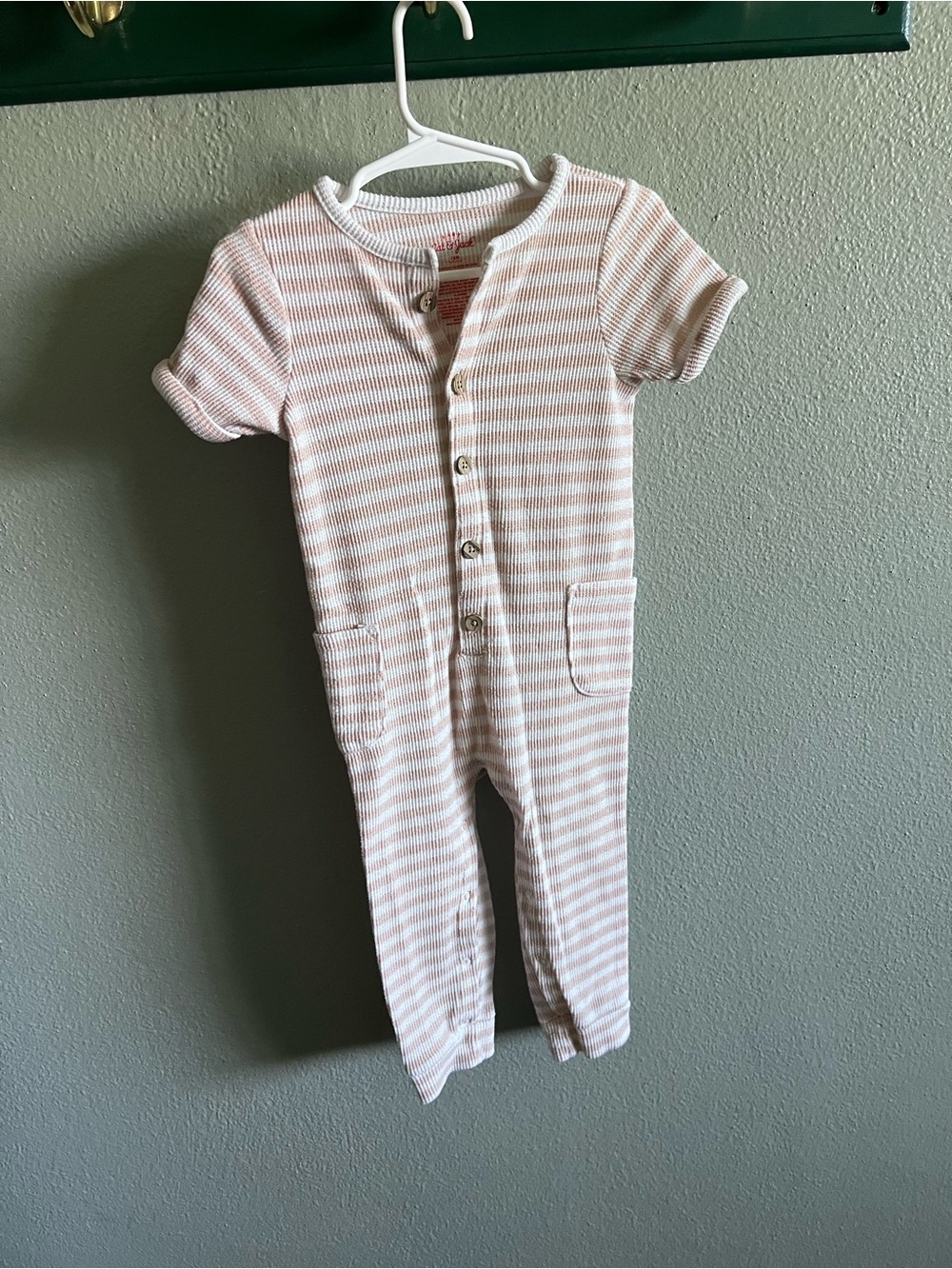 Striped nude & White Short-Sleeve One-Piece Romper for toddler